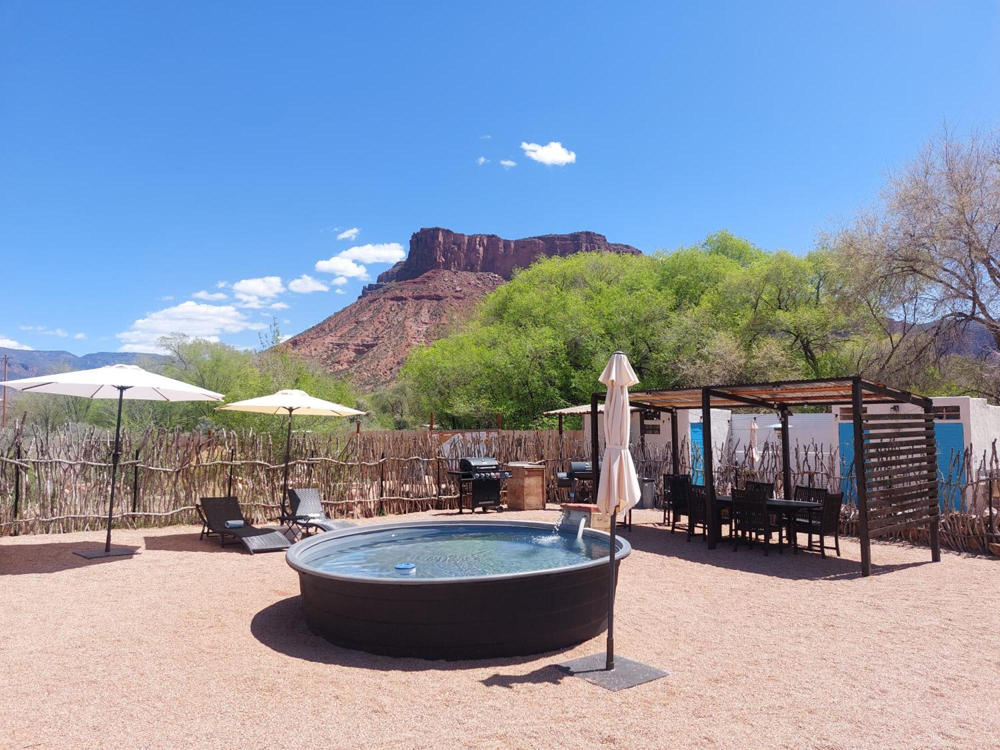 Gateway Glamping Hotel Luaran gambar
